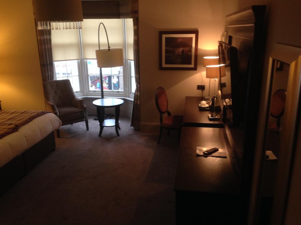 Dumfries Arms Hotel Къмнок Стая снимка