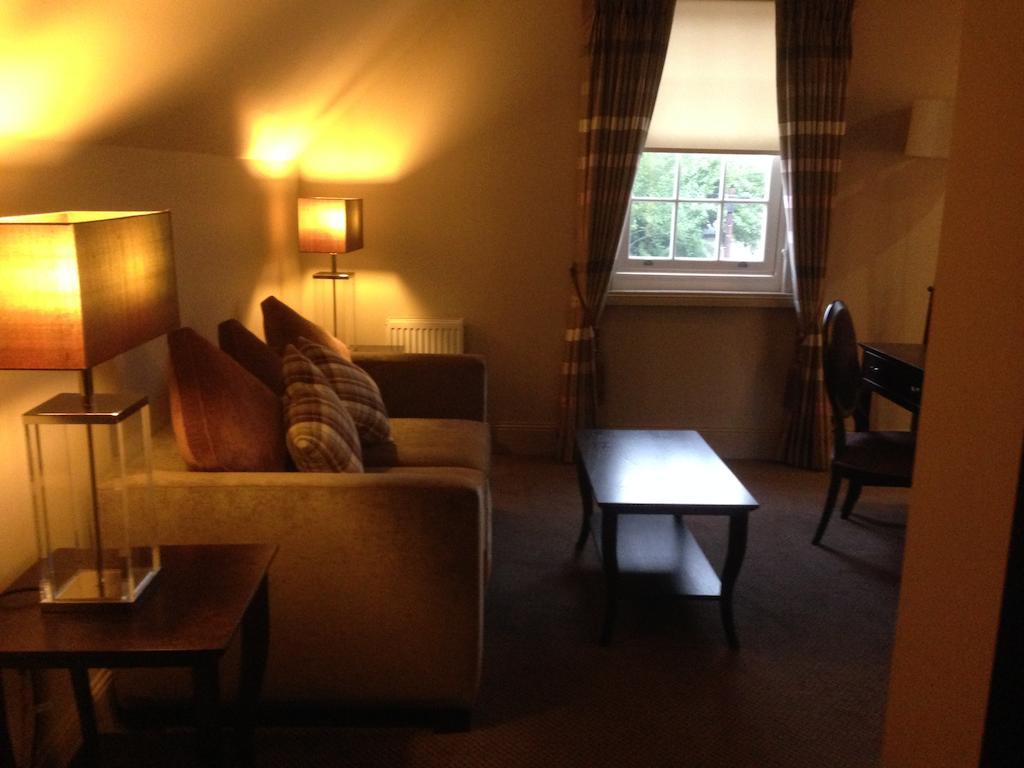 Dumfries Arms Hotel Къмнок Стая снимка